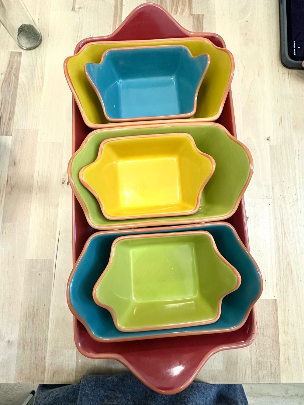 Costa Del Sol multicolored nesting stoneware 7 piece serving set